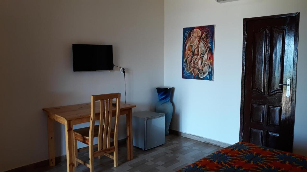 Hotel Robinson Plage Lome Luaran gambar